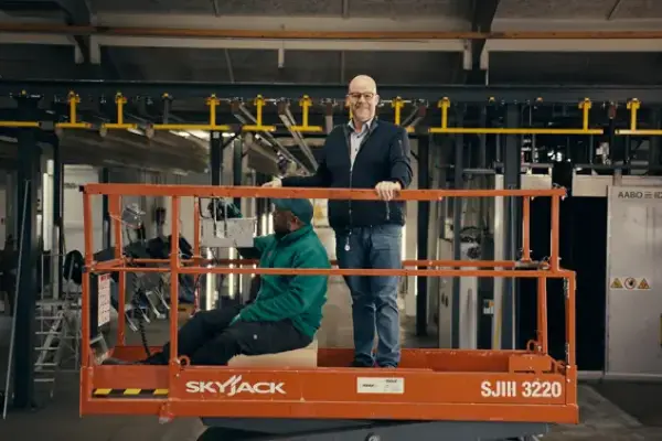 "Vi oplever flere kunder, der allerede efterspørger, den her data. Det bliver simpelthen et krav fra markedet." Fortæller Morten Nielsen fra 3N Lakering.